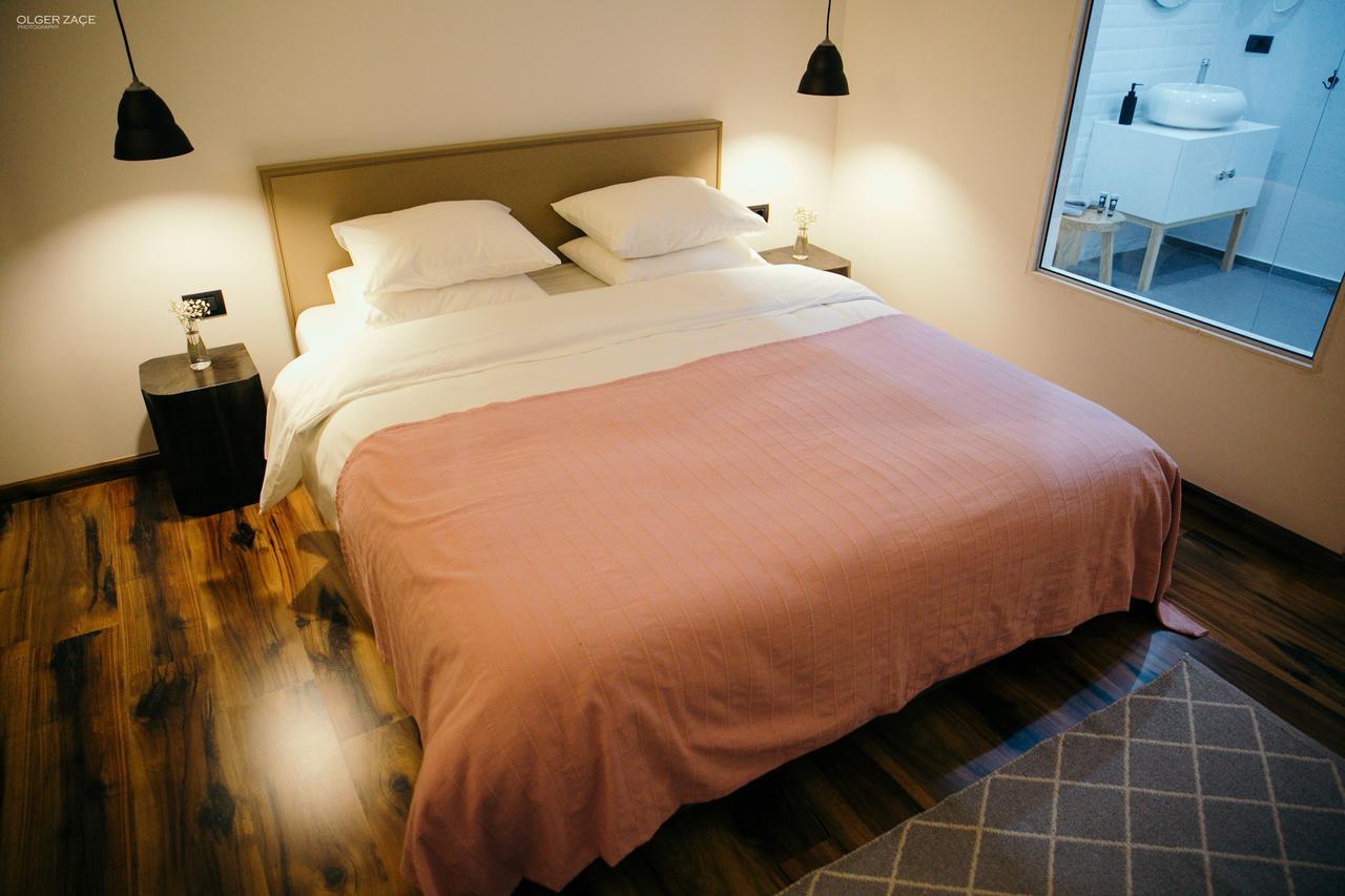 7Seven Hotel Korce Extérieur photo