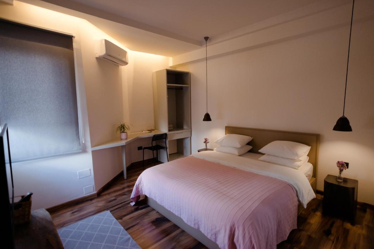 7Seven Hotel Korce Extérieur photo